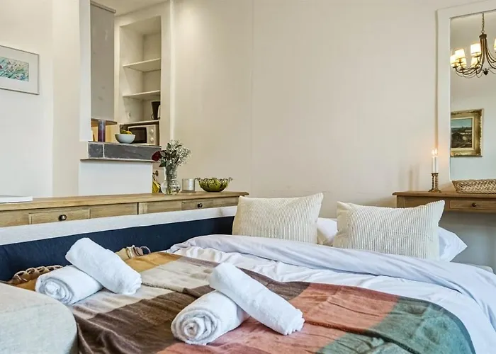 Quiet Courtyard In Design District 200m Tram & Bus Apartmán Helsinky